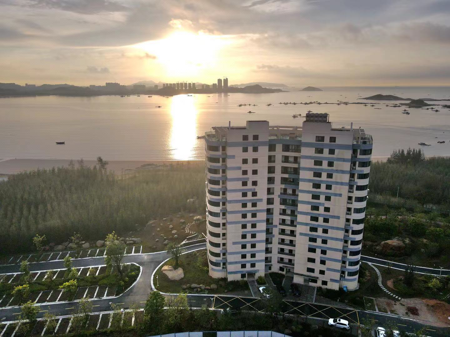 东山旅享日出印象公寓 Dongshan Lvxiang Sunrise Impression Apartment