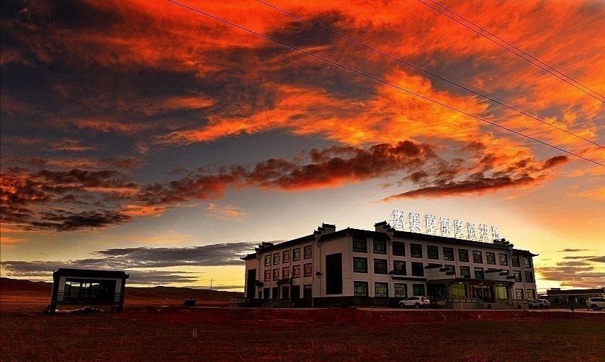 青海湖大美草原生态旅游度假牧场 Damei Prairie Eco Tourism Resort