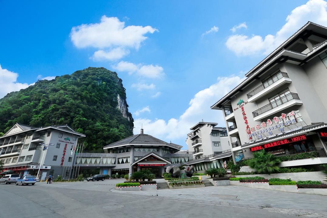 碧莲江景大酒店(阳朔西街漓江店) Green Lotus Hotel在线预订
