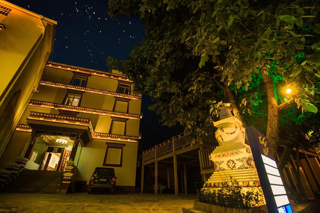 九寨沟雪域情藏主题客栈 Xueyuqing Tibetan Theme Inn