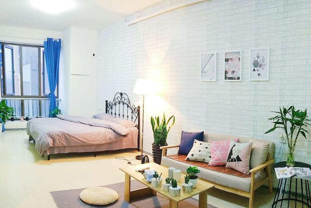 重庆大学城谷一民宿宜家简约系