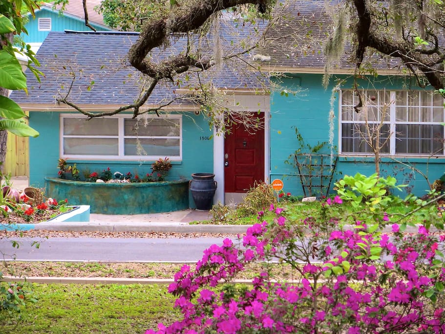 busch gardens, convention center & river house