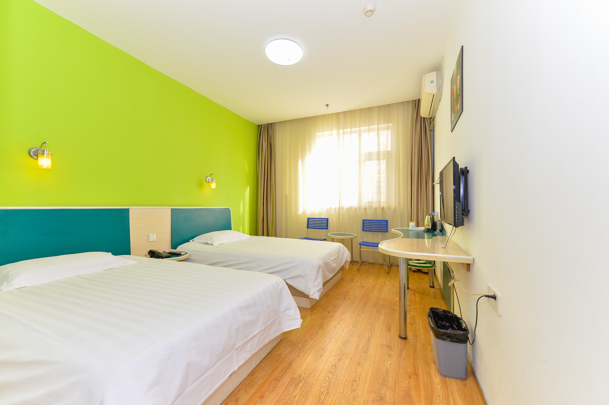 莫泰酒店(天津如家火车站北广场店)