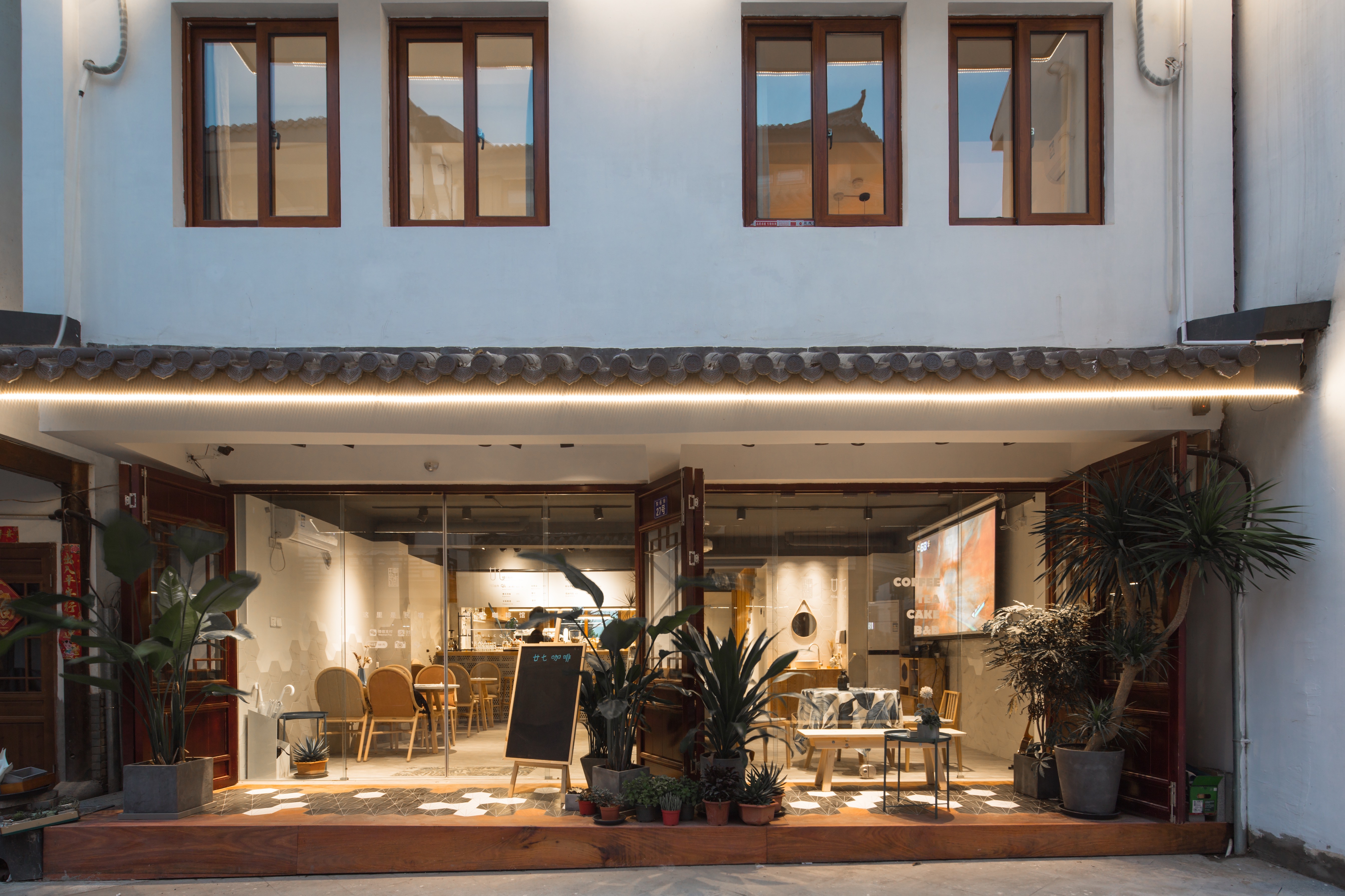 坤号民宿(东岳街1号分店) Kunhao Hostel