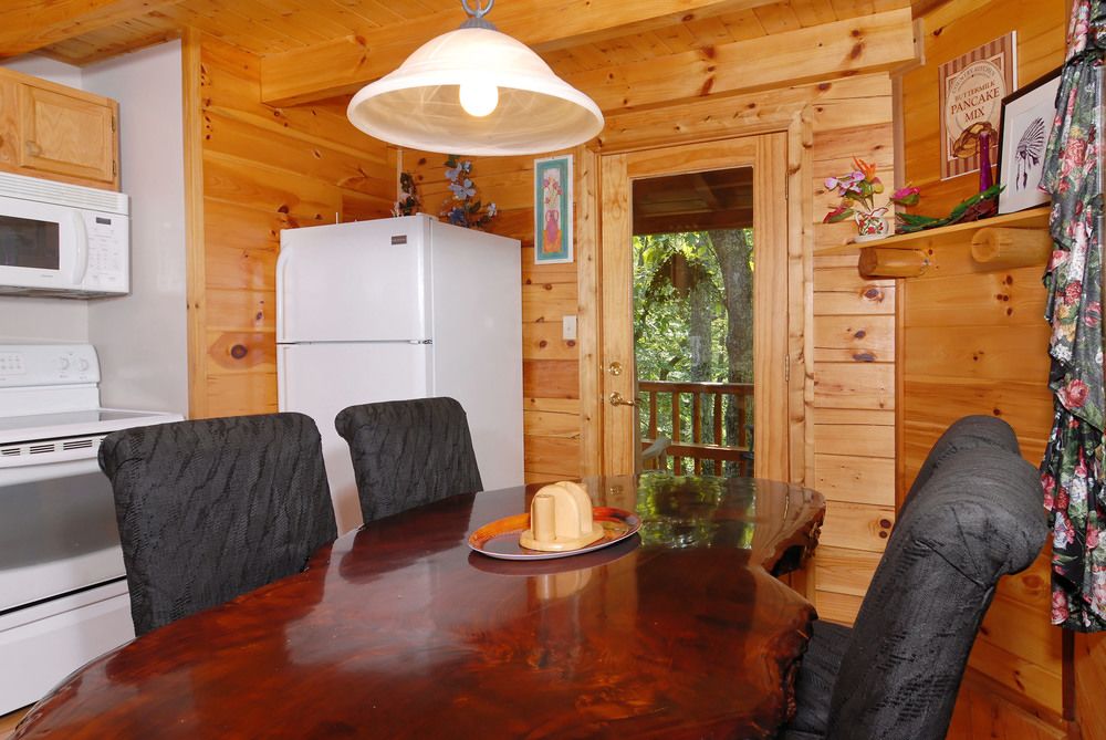 午后乐事 2332 号 1 居小屋酒店