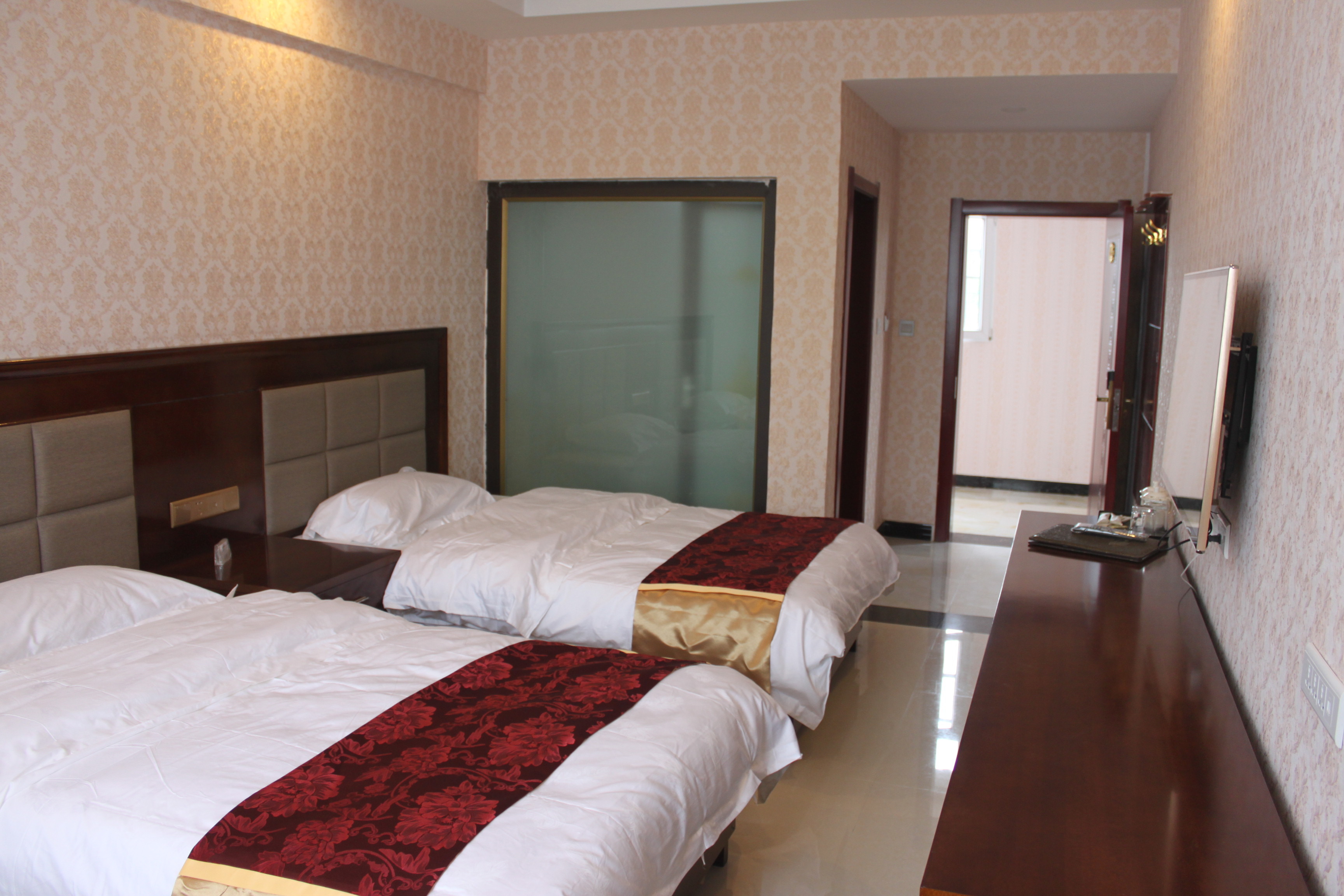 海东君悦商务宾馆 JUNYUE  BUSINESS HOTEL