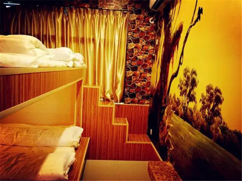 西安申秦之家别墅公寓(S107分店)