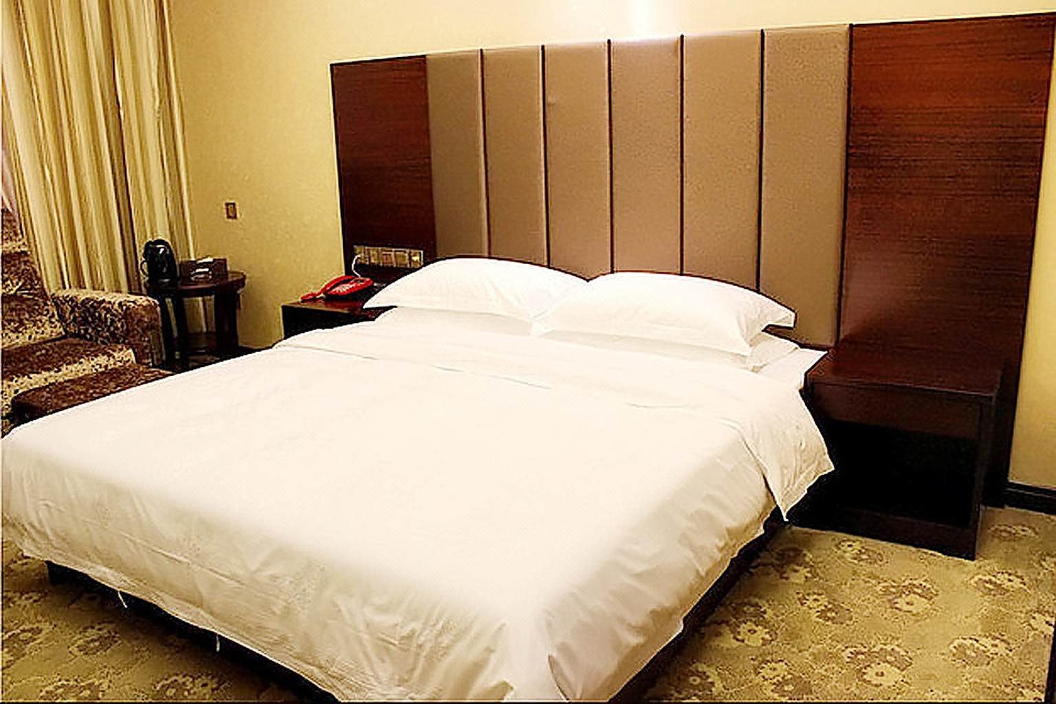 常德华庭连锁酒店 Changde Huating Chain Hotel