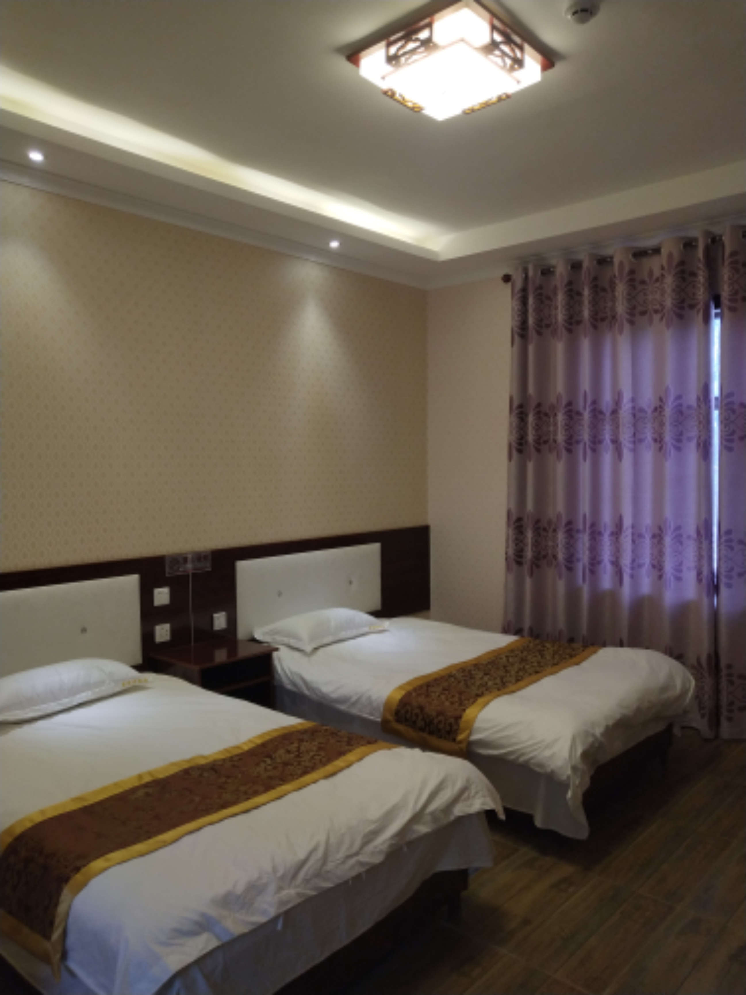 敦煌爱琴湾客栈