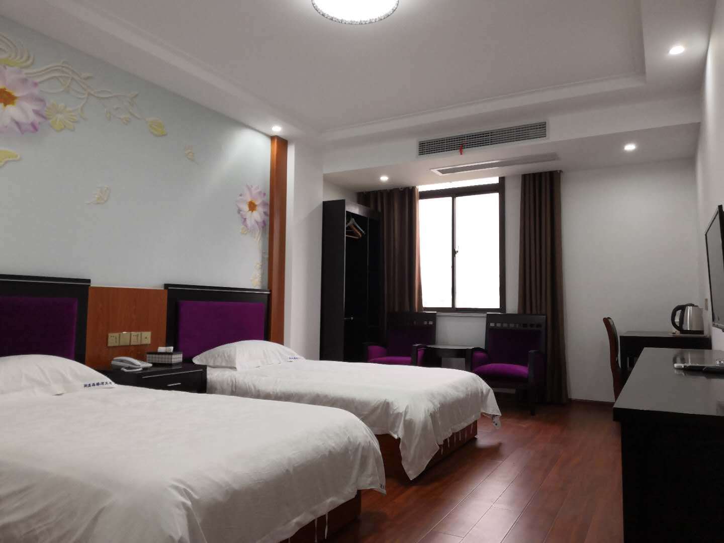 铜陵澜溪海豚湾酒店 Lanxi Dolphin Bay Hotel