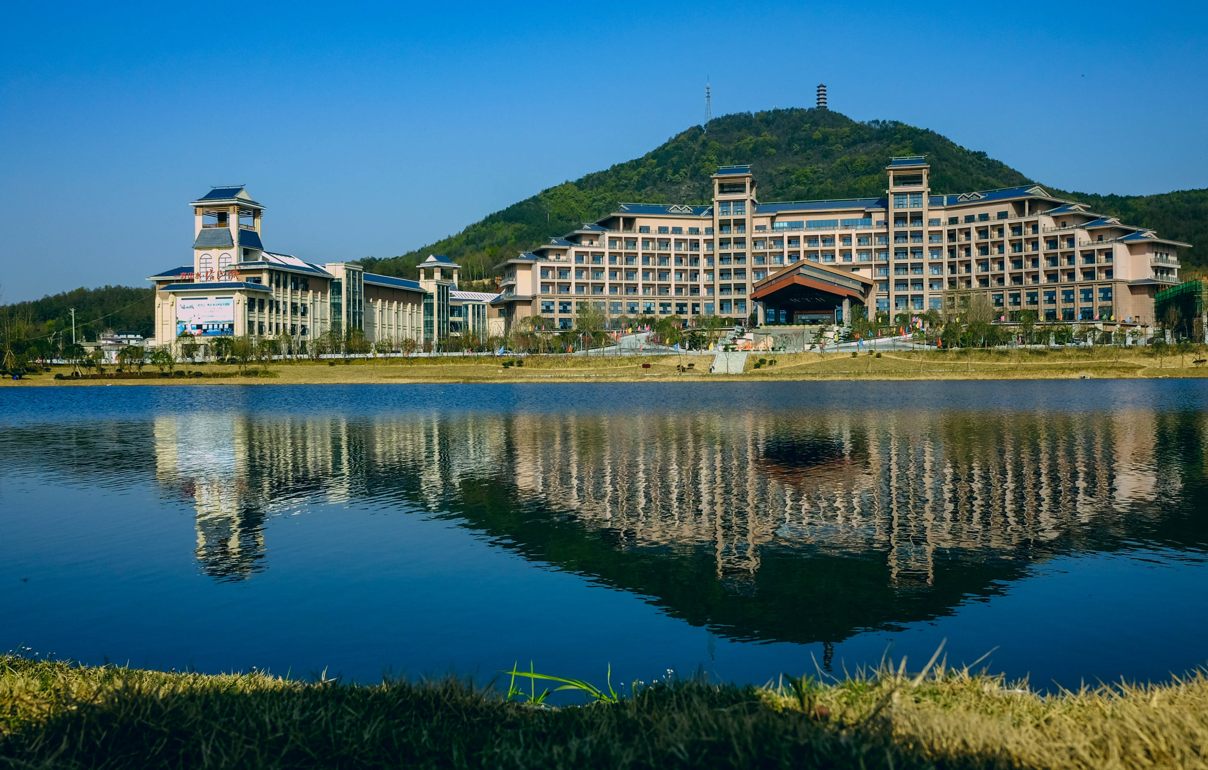 罗田一方山水凯莱大饭店