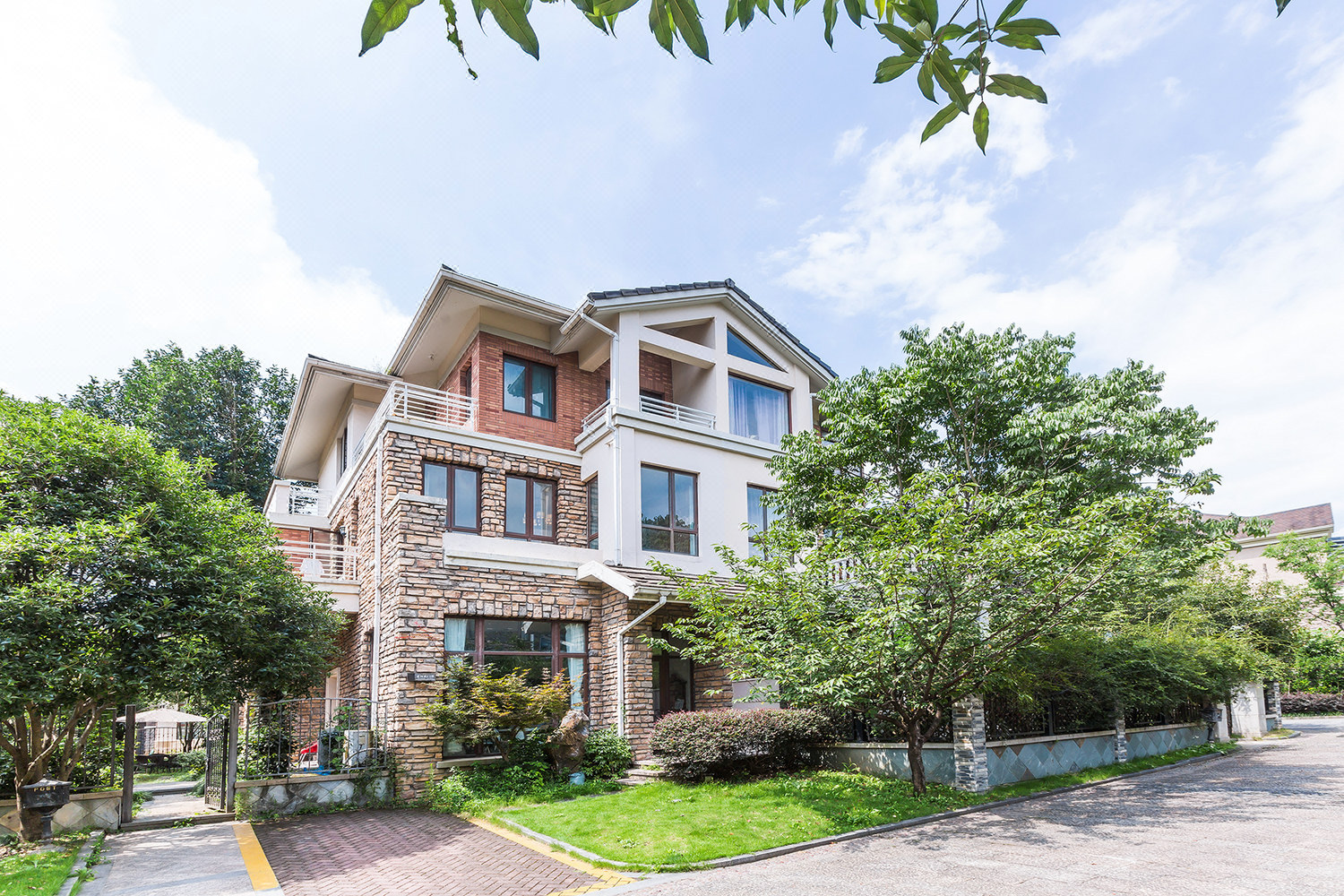 杭州小雨的别野公寓