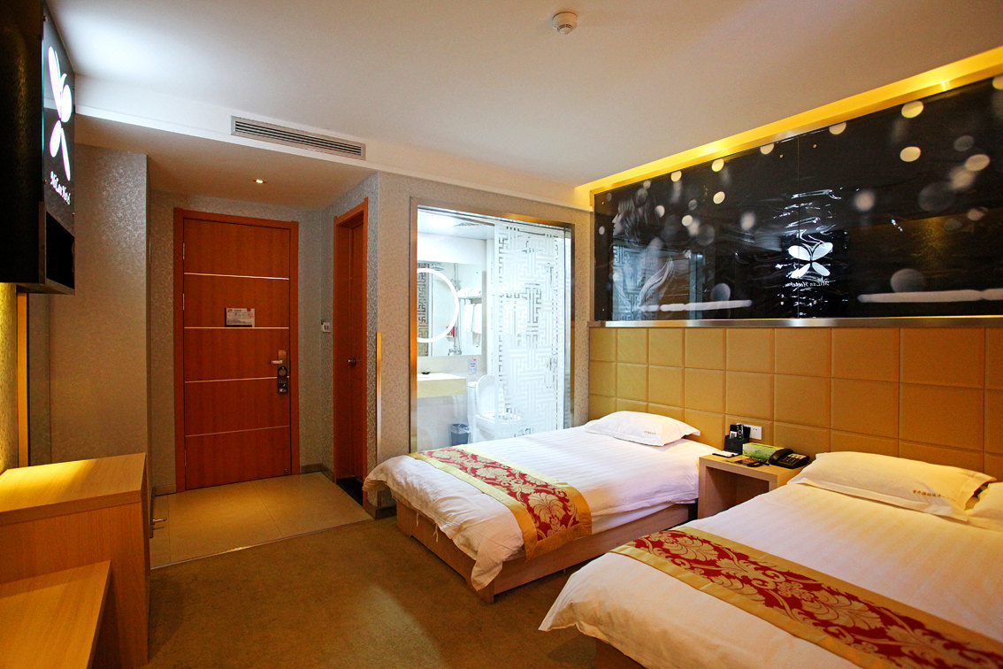 米兰精品酒店(牡丹江第十六中学火车站店)