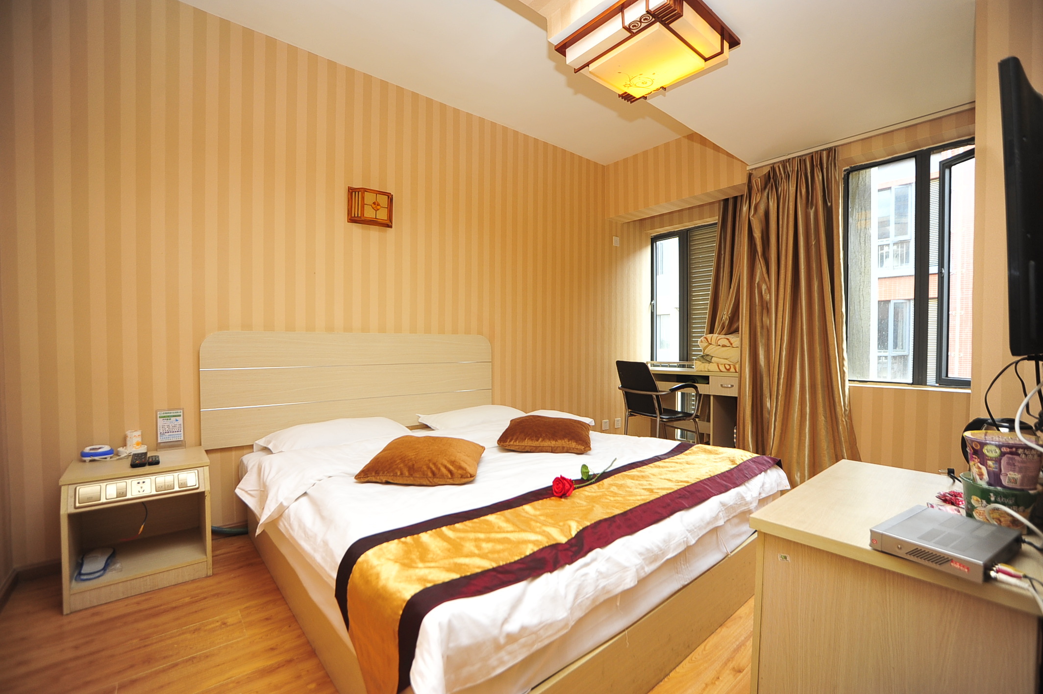 昆明万富城商务酒店 Kunming Wanfucheng Business Hotel