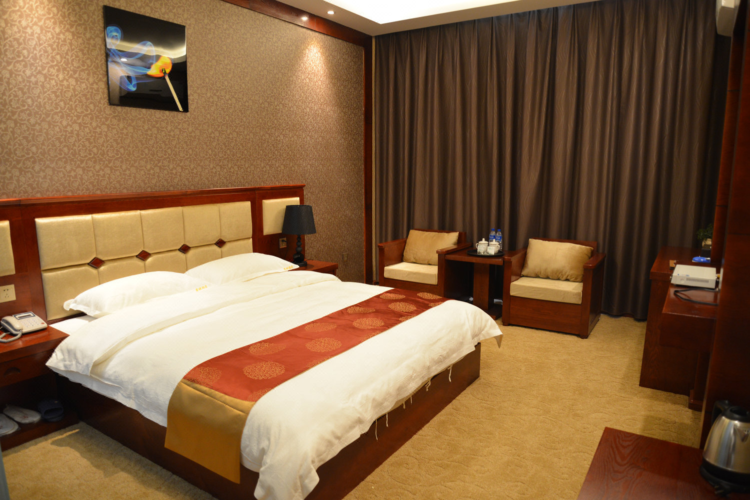 蓉媛酒店（弄莫湖公园店） Rongyuan Hotel