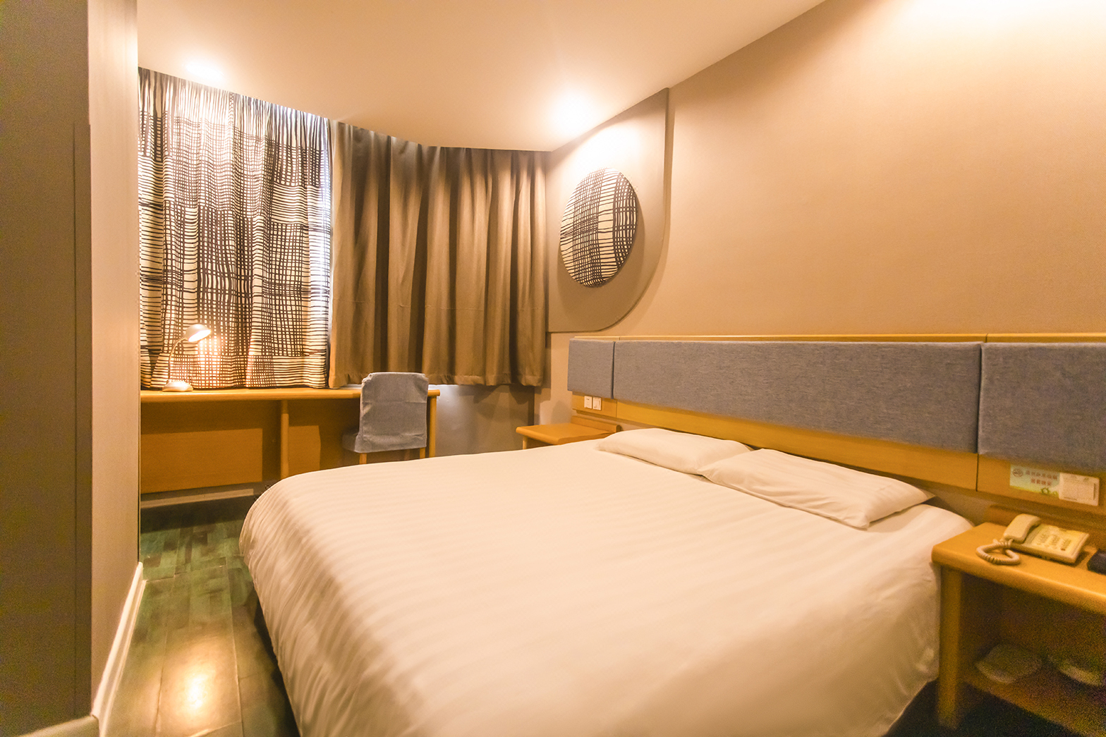 如家华驿浩睡酒店（海口骑楼老街海南大学店） Home Inn Huayi Hao Sleeping Hotel (Hainan University, Qilou Old Street, Haikou)
