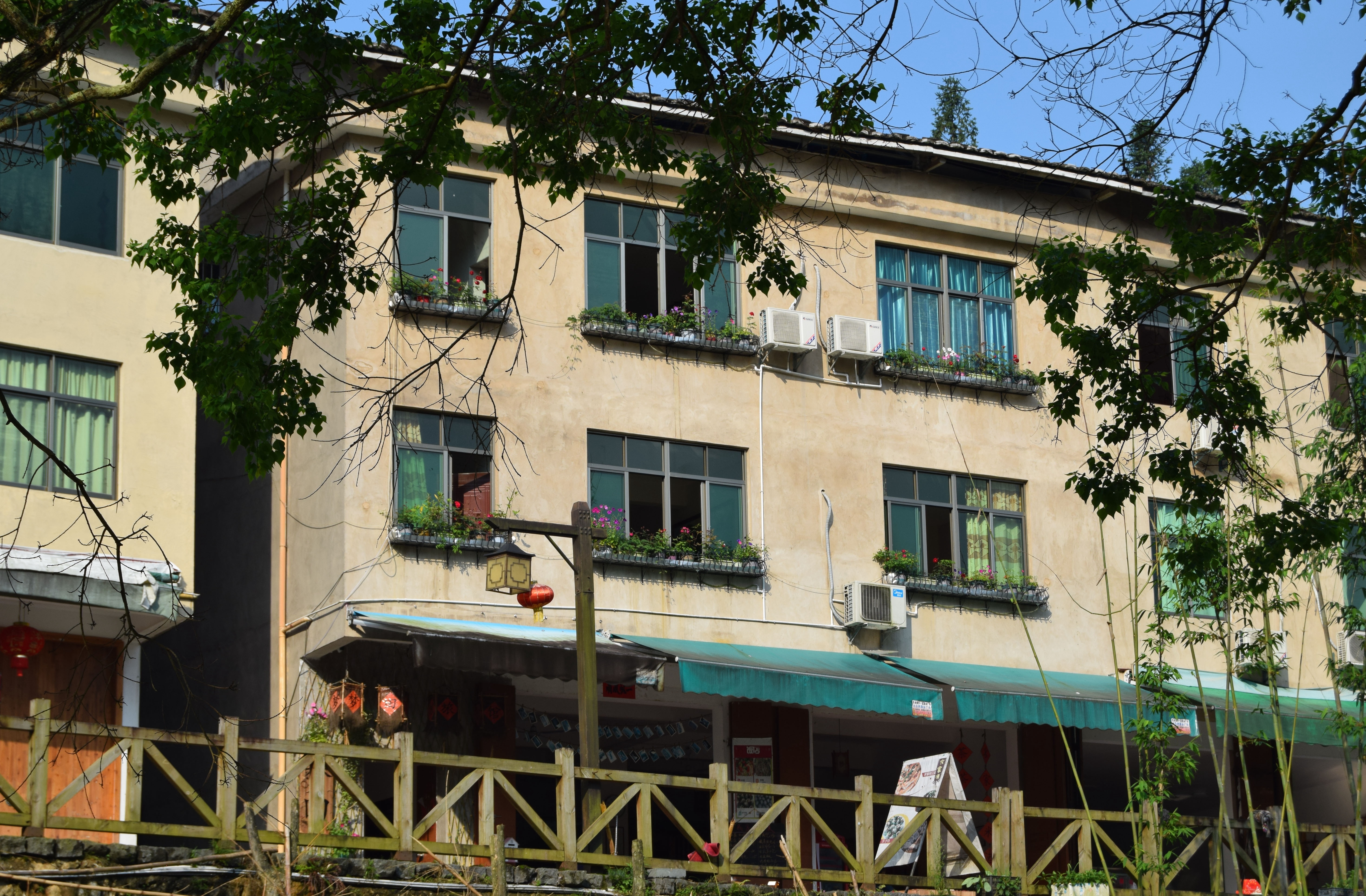 永定土楼梦田旅馆 Yongding Tulou Mengtian Inn