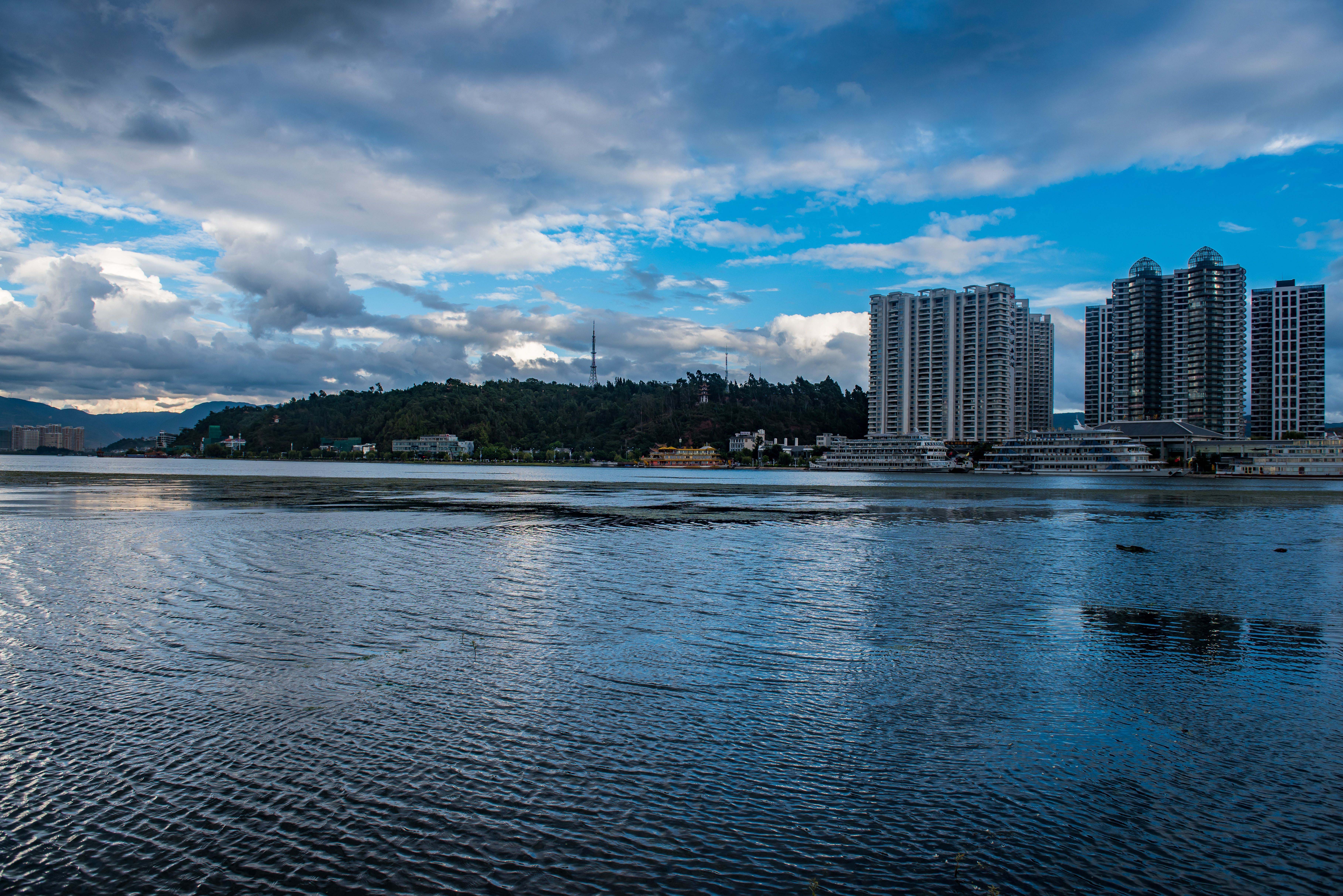 大理海天之恋海景公寓