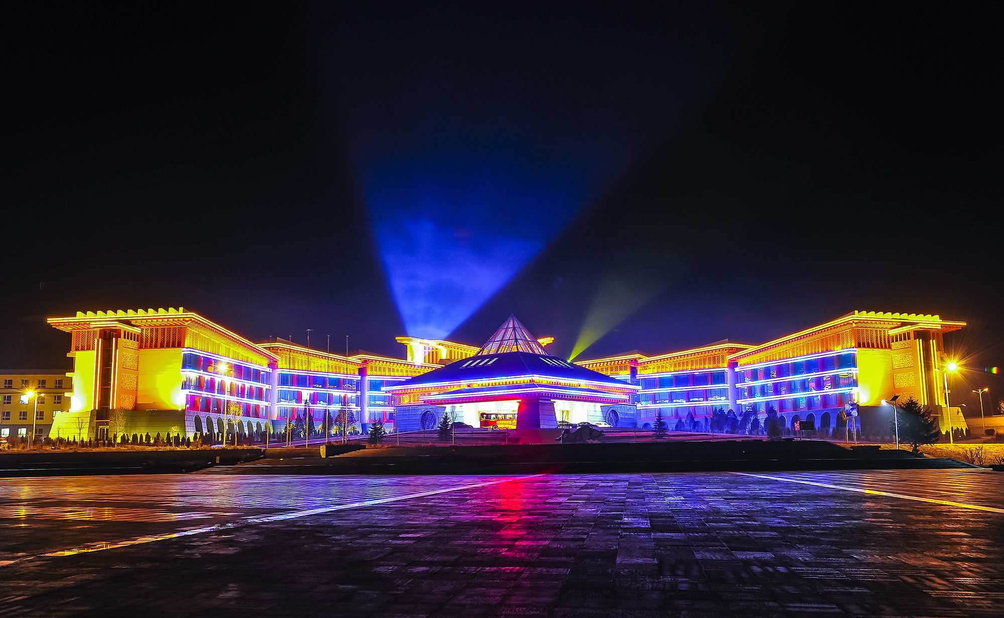 宁武芦芽山国际酒店