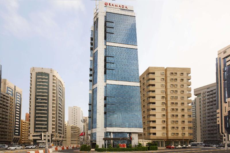 阿布扎比滨海路华美达酒店 Ramada Abu Dhabi Corniche