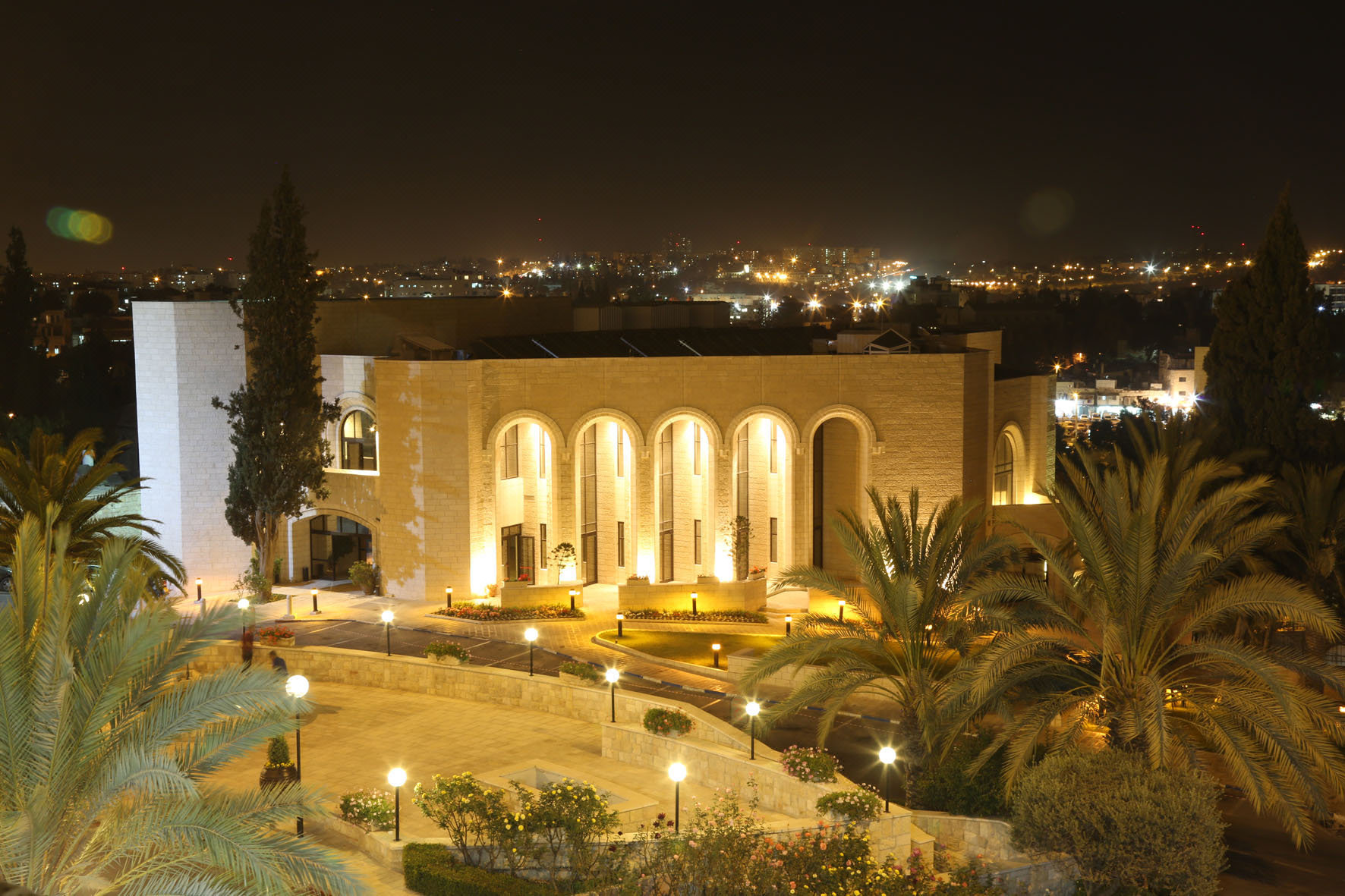 巴黎圣母院中心大酒店 Notre Dame Center