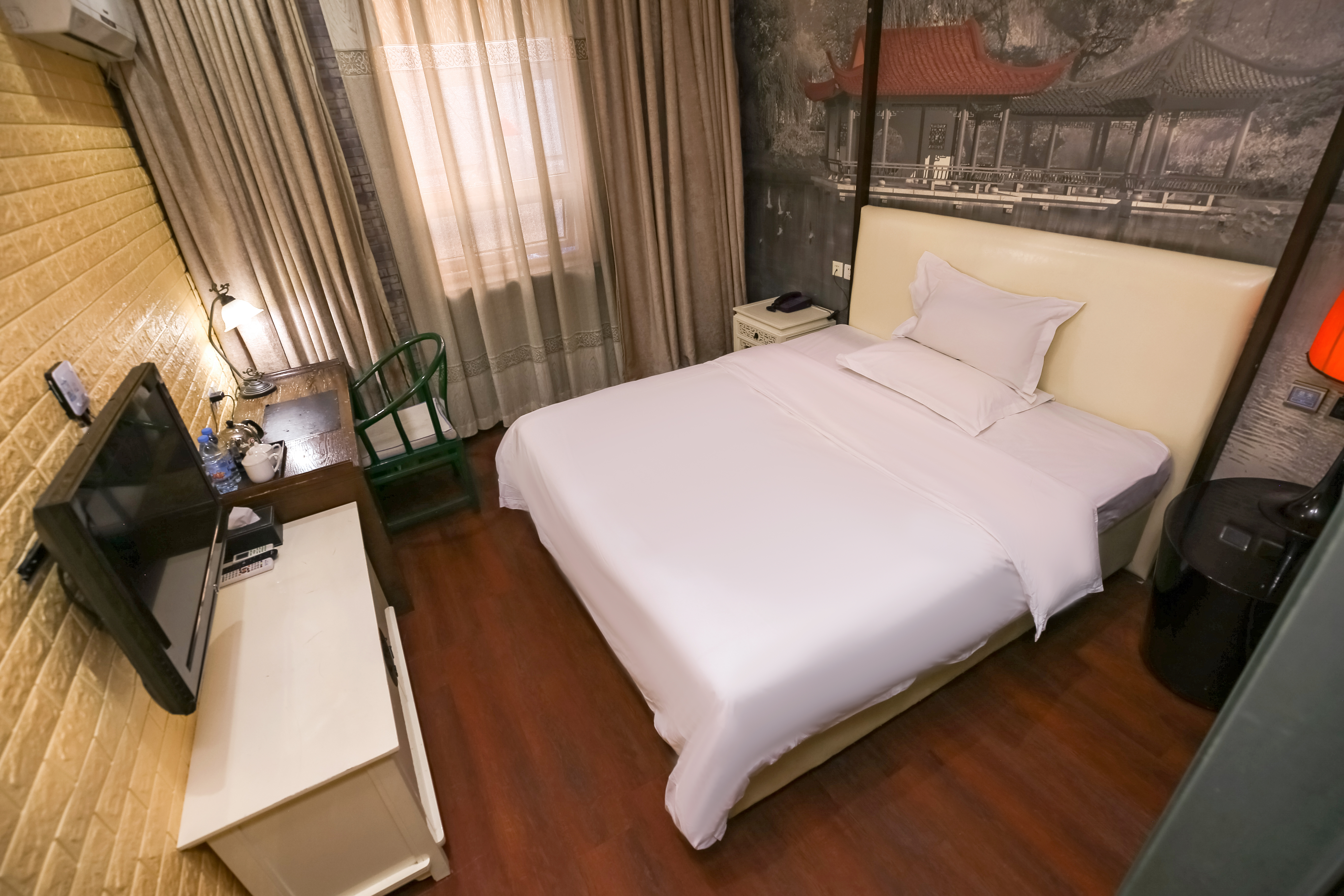 urba柏纳酒店(天津站五大道店)