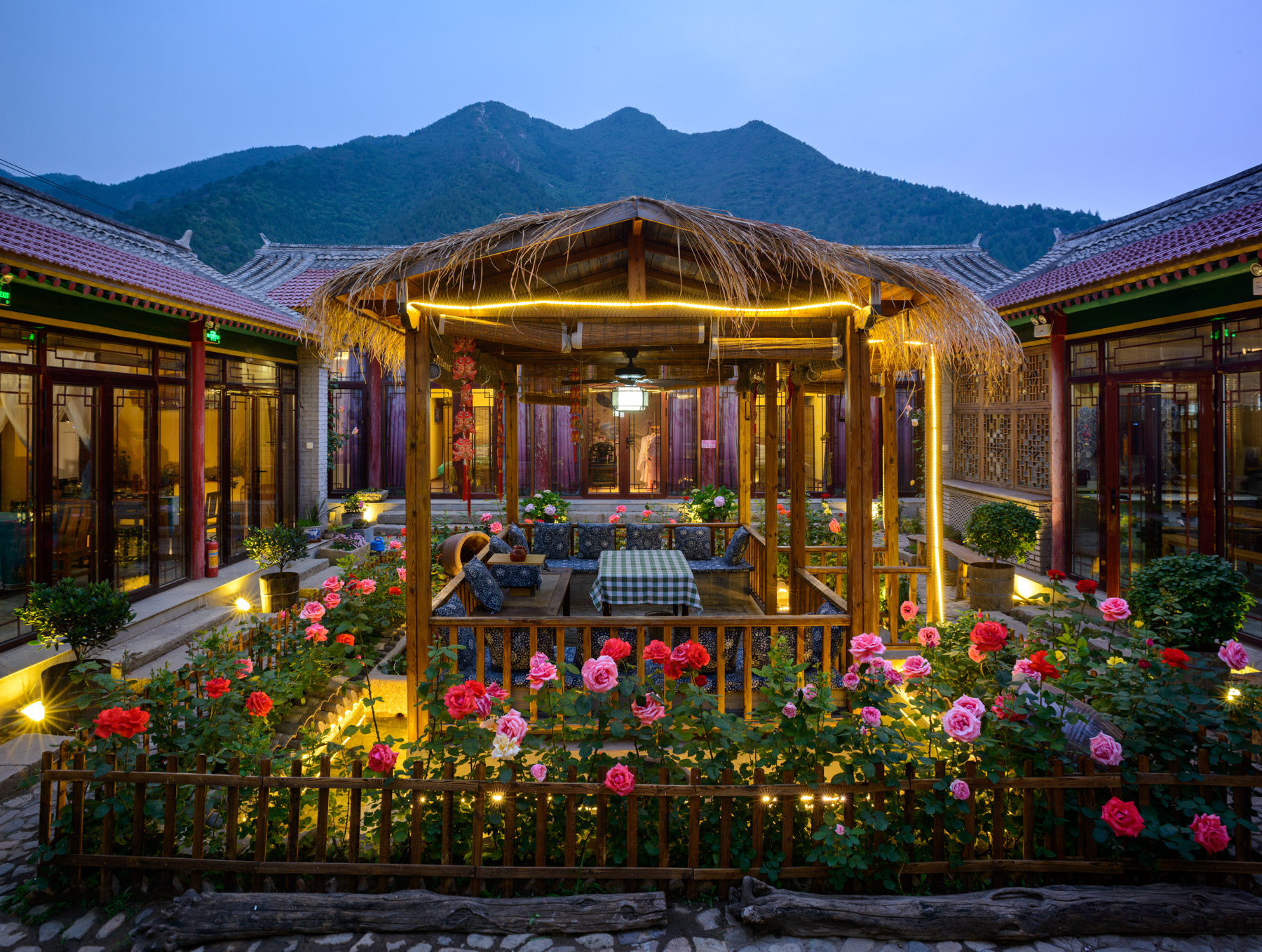 花筑·北京壹光年小院民宿(昌平十三陵水库科技园区店) Floral·Beijing Yiguangnian Xiaoyuan B&B (Changping Shisanling Reservoir Science Park Branch)