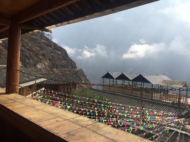 虎跳峡中途客栈