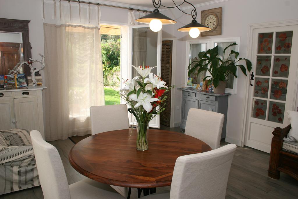 勒克洛斯杜雅酒店 Le Clos du Jas