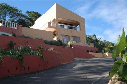 瓦伦西亚别墅酒店 Villa Valencia