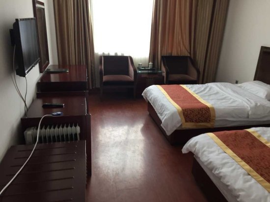 仲巴雅江源宾馆